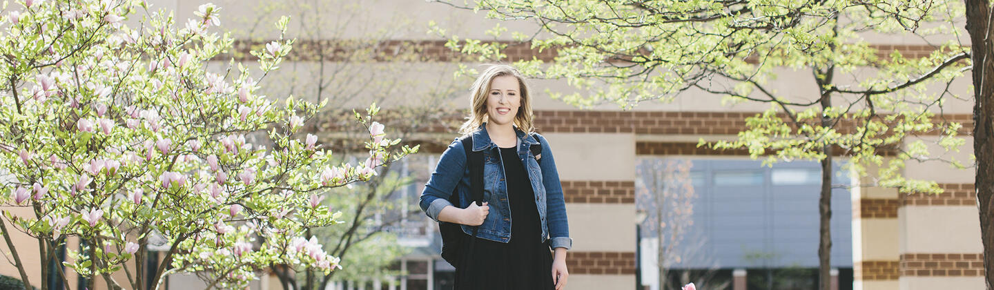 Claire Bio