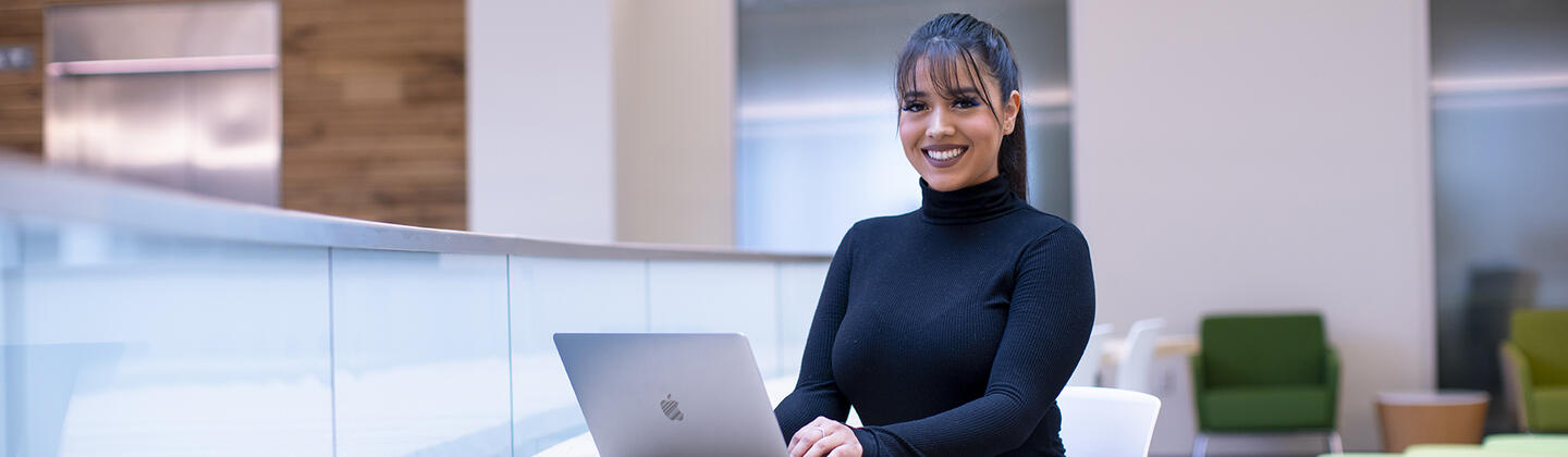 Paola bio