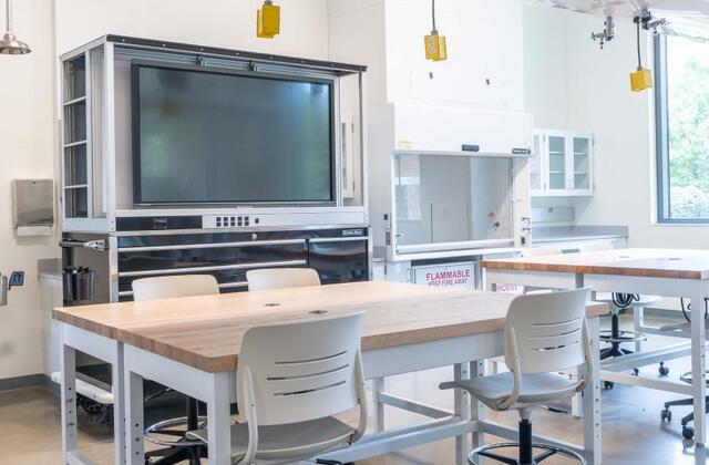 Laboratory Safety | The Universities at Shady Grove